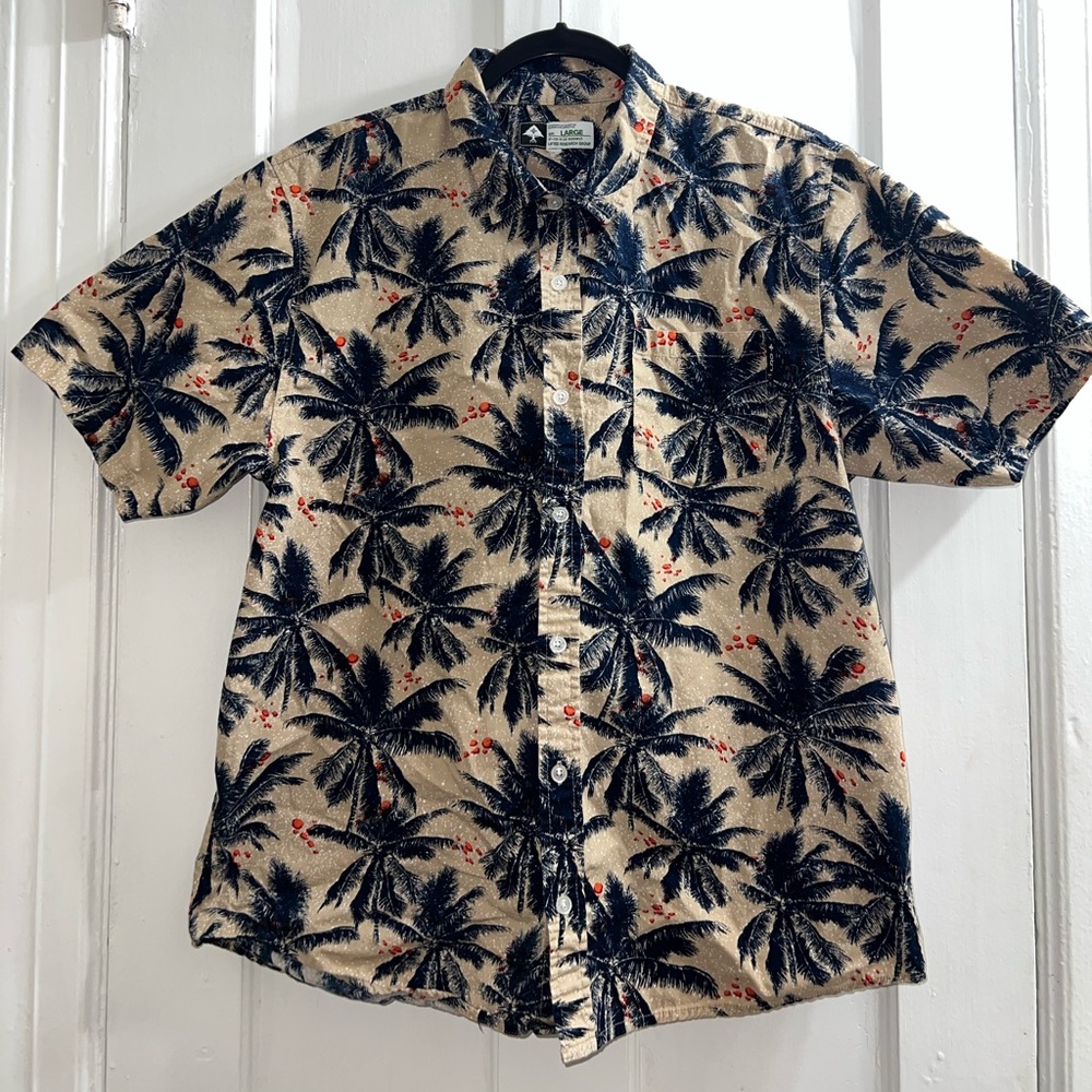 LRG Palm Tree Tropical Button Shirt – Men’s Large